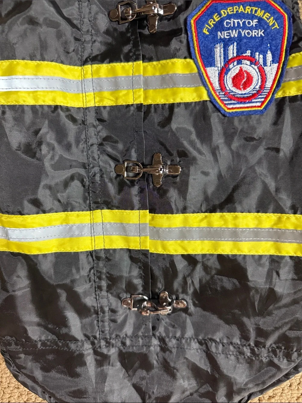 ROYAL ANIMALS AUTHENTIC WATER-RESISTANT FDNY FIRE DEPT DOG COAT Size M